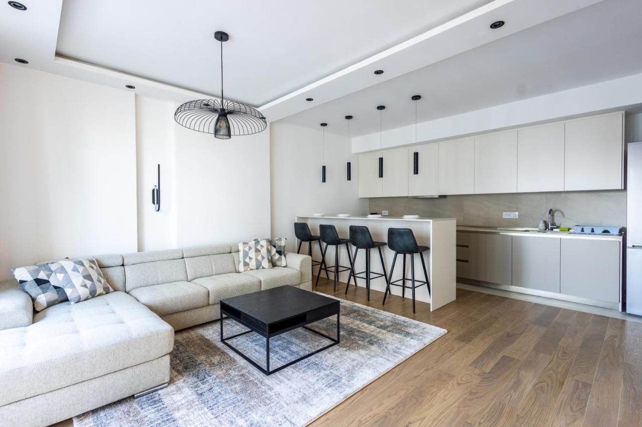Terra Luxe Residences Sajmiste Eksteriør bilde